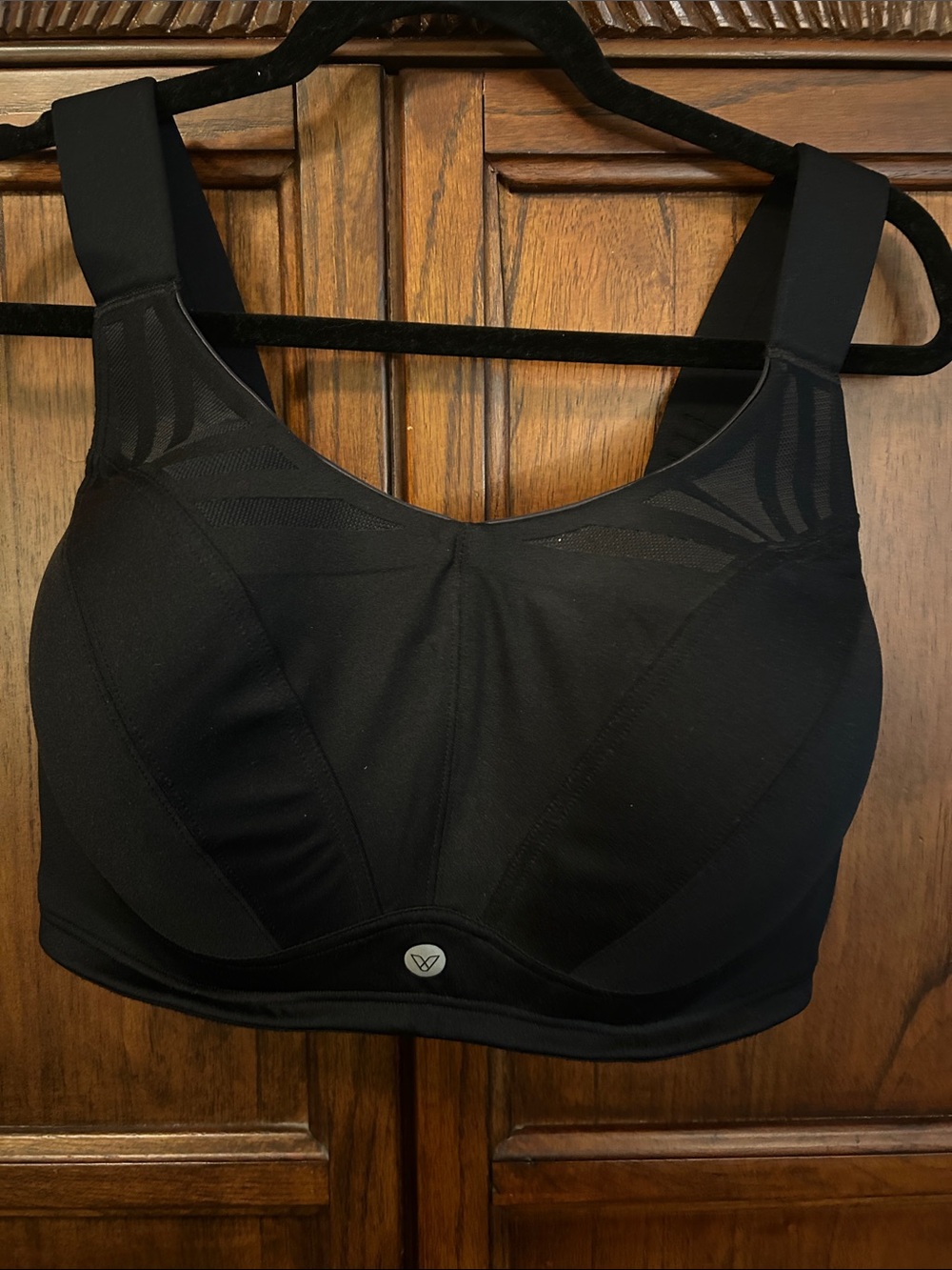 Livi Active Black High-Support Sports Bra with Wide Straps